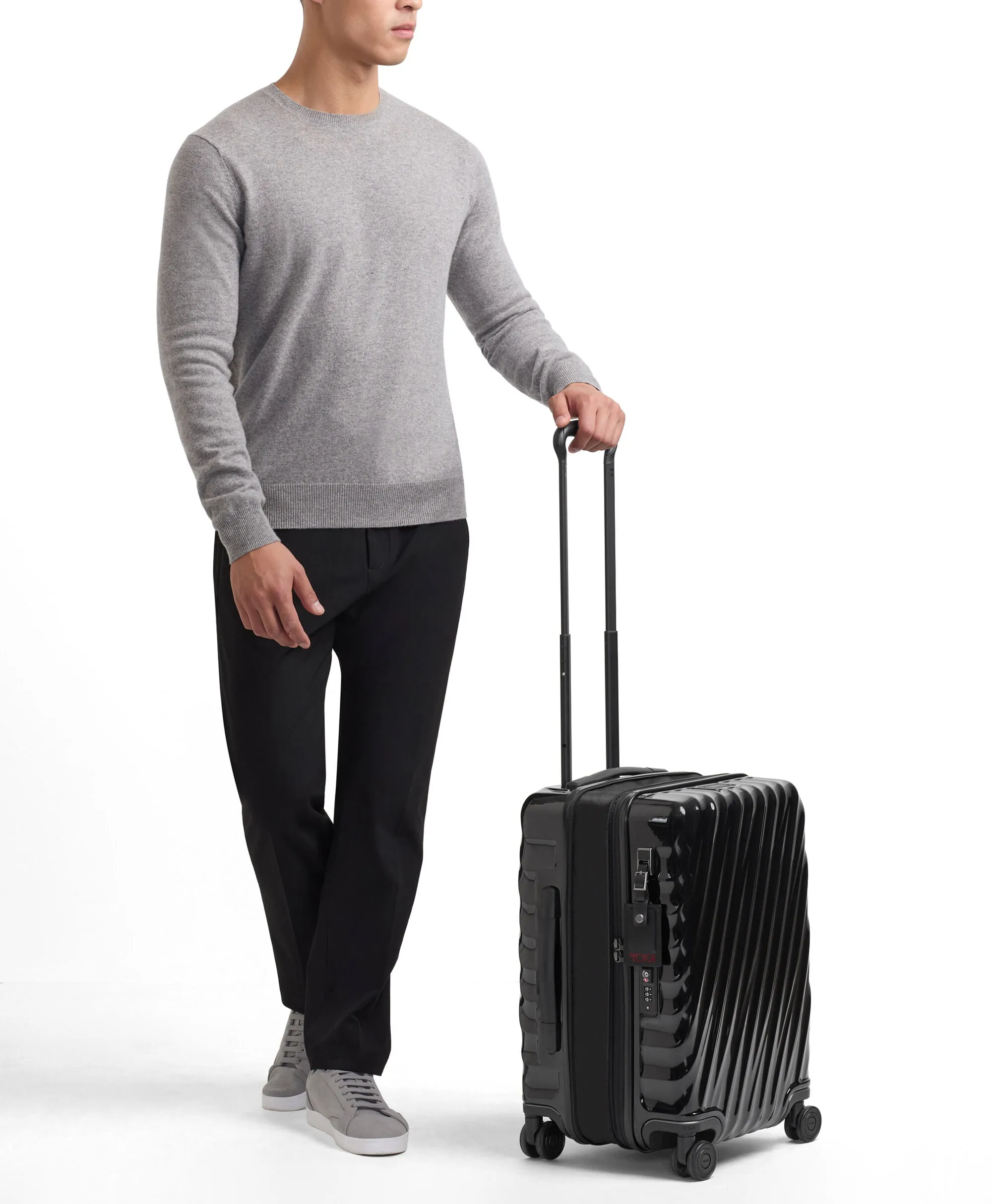19 Degree International Expandable Carry-On 55cm - Red