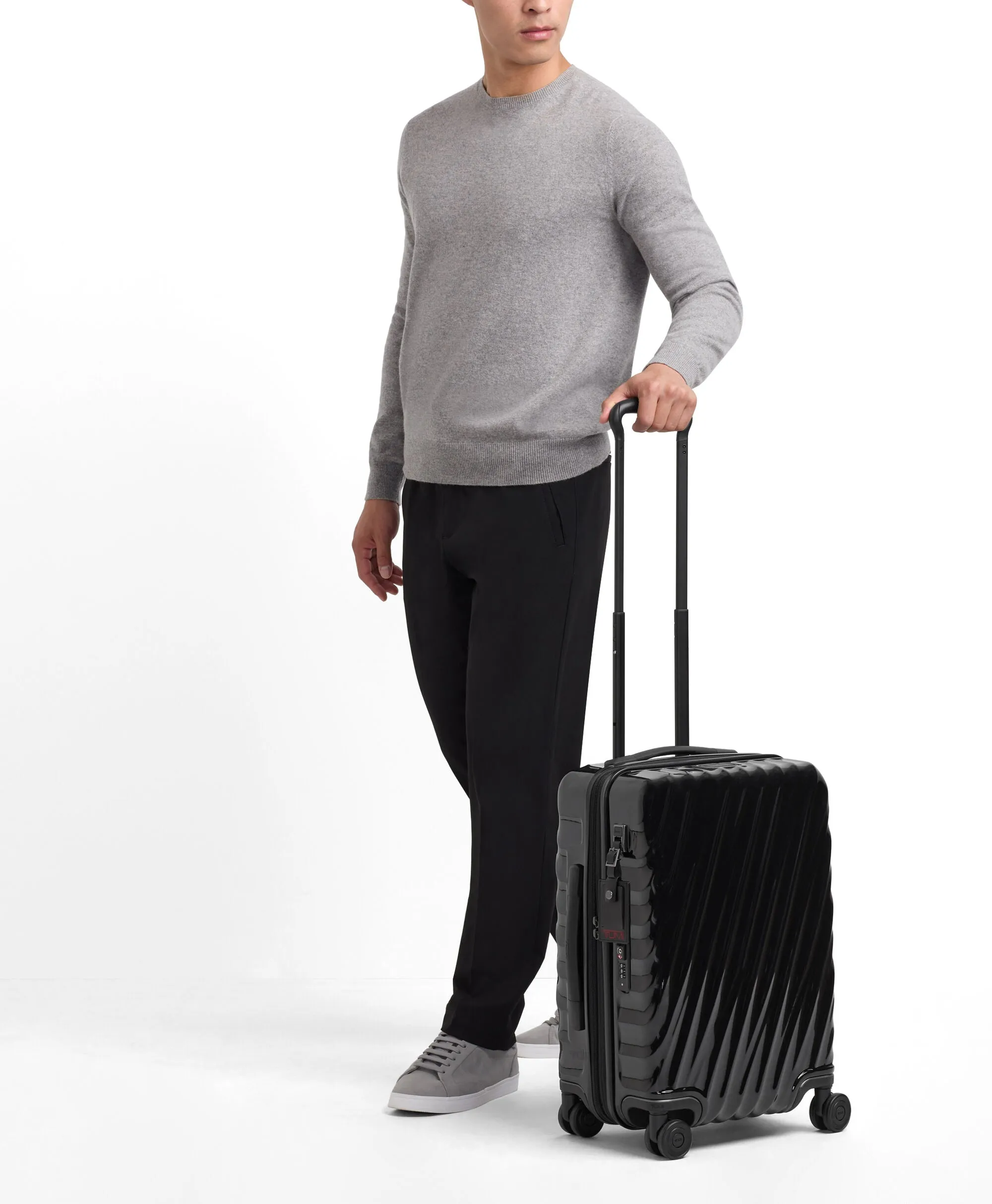 19 Degree International Expandable Carry-On 55cm - Red