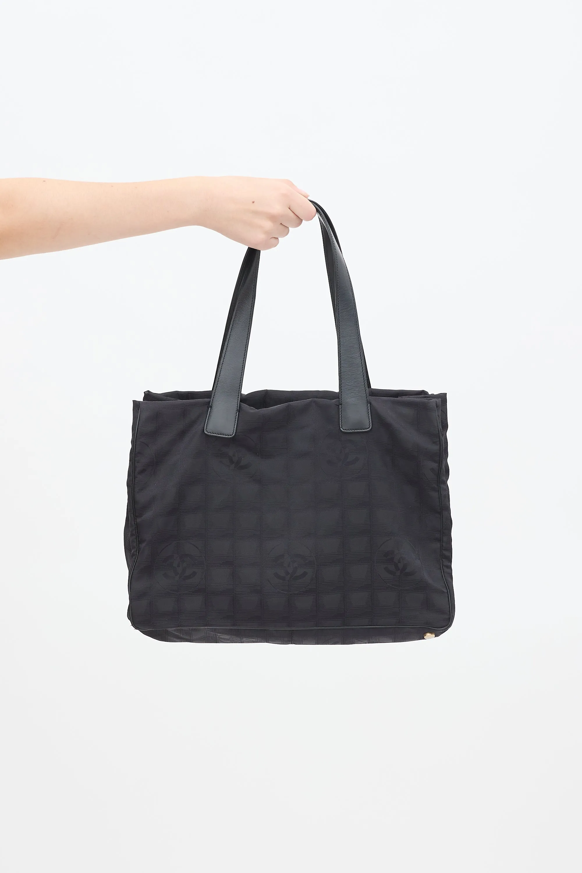 2002 Black Travel Ligne Tote Bag
