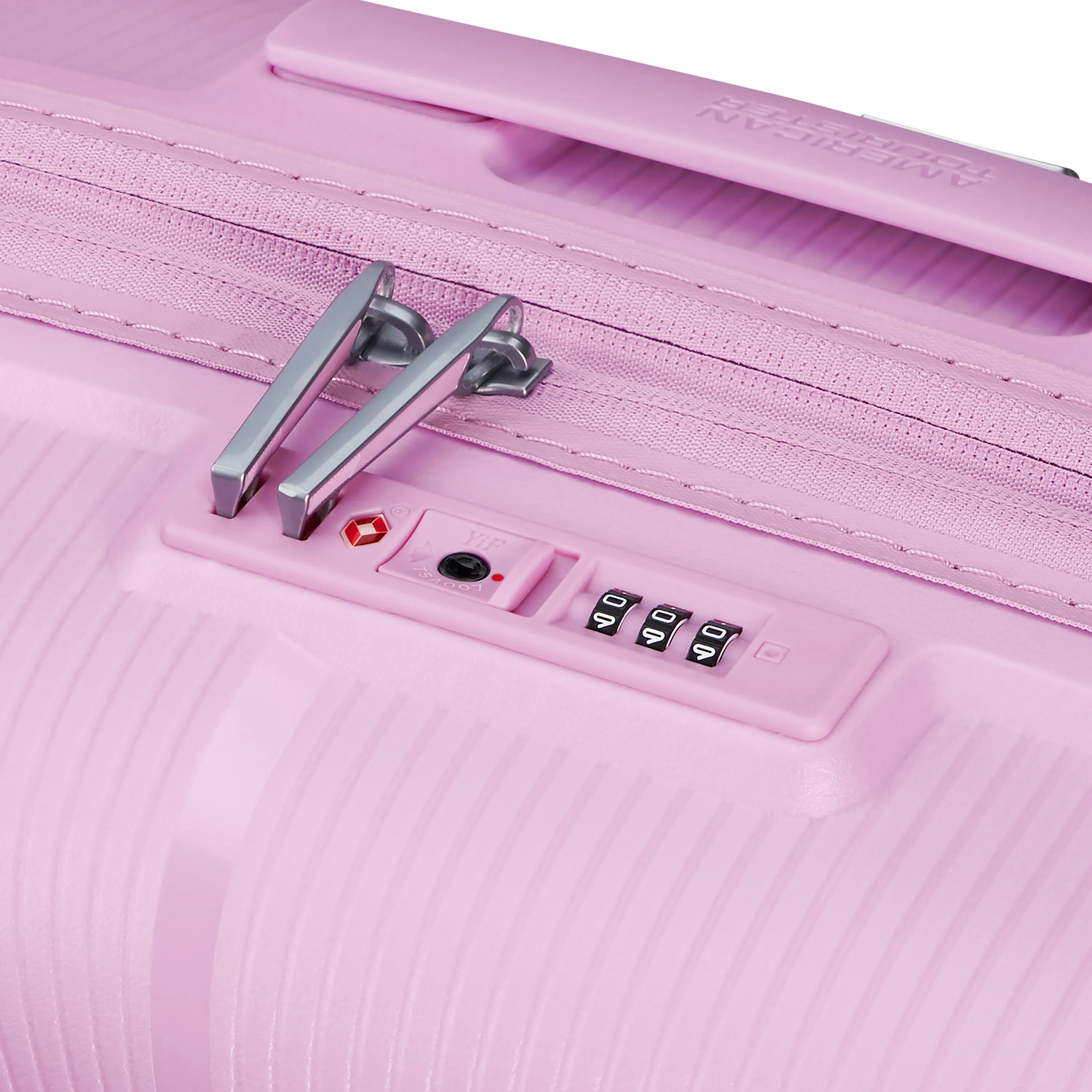 American Tourister StarVibe Spinner Carry-On™
