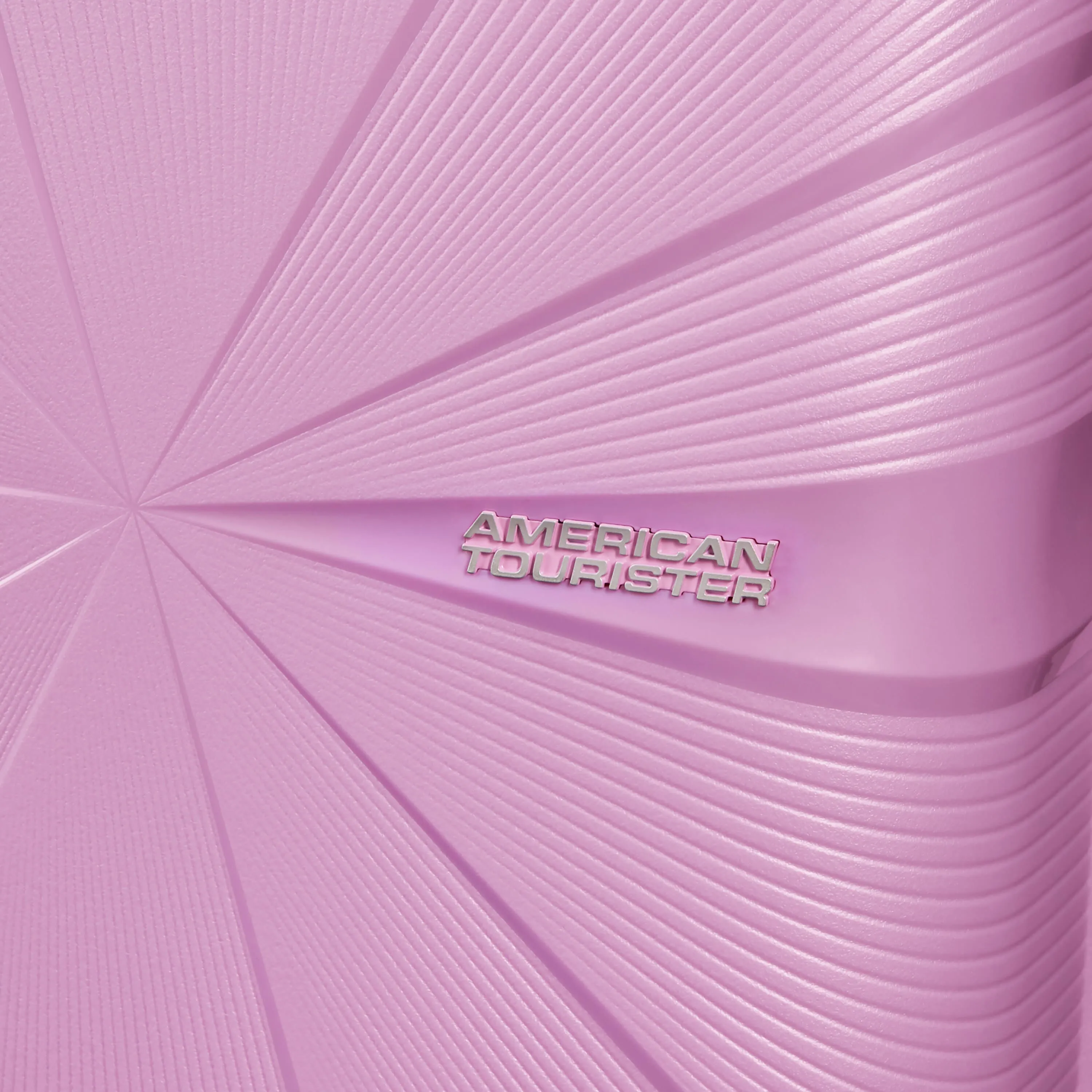 American Tourister StarVibe Spinner Carry-On™