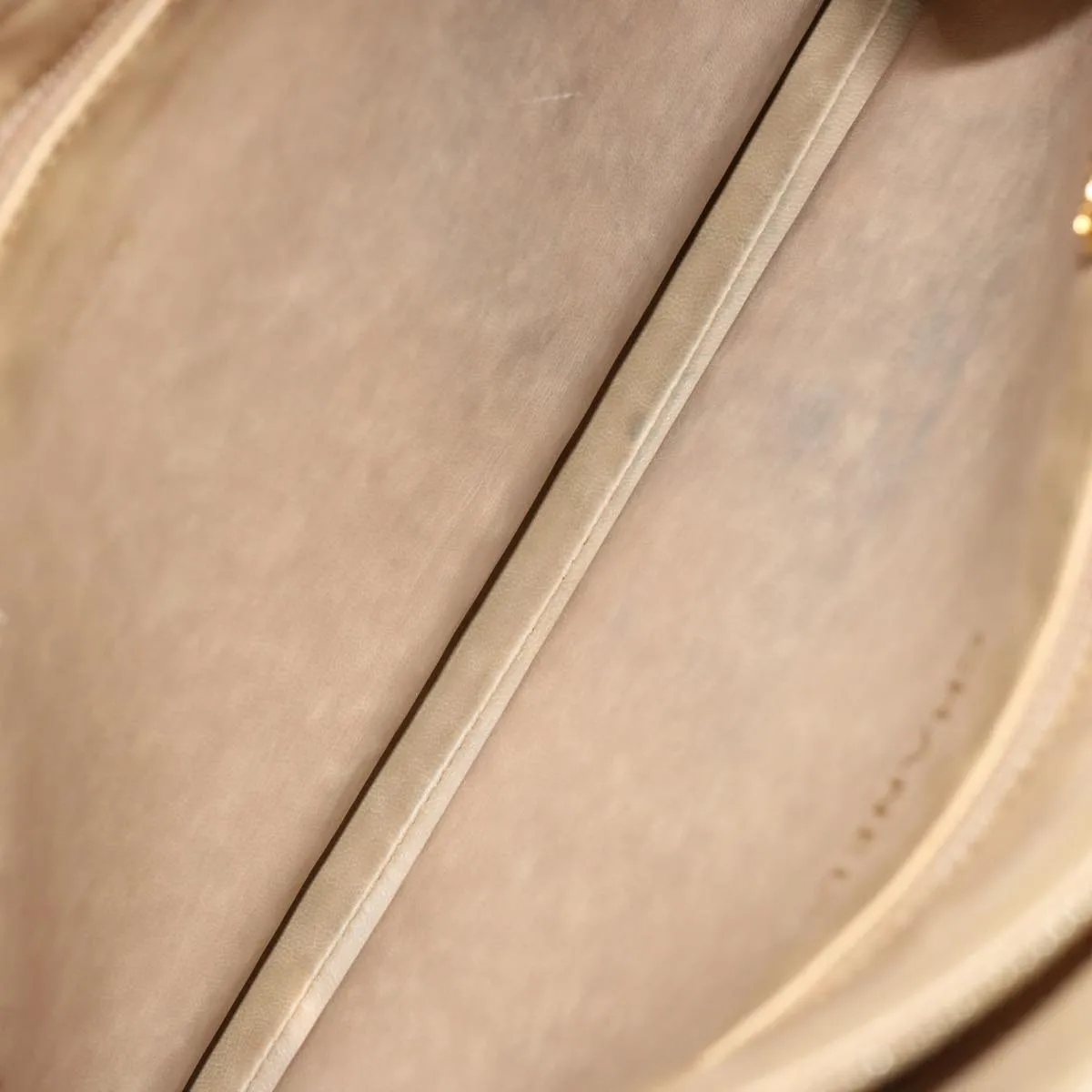 CHANEL Chain Tote Bag Leather Beige CC Auth 69975A