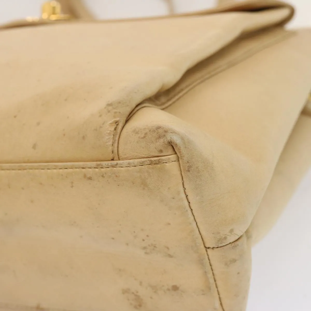 CHANEL Chain Tote Bag Leather Beige CC Auth 69975A
