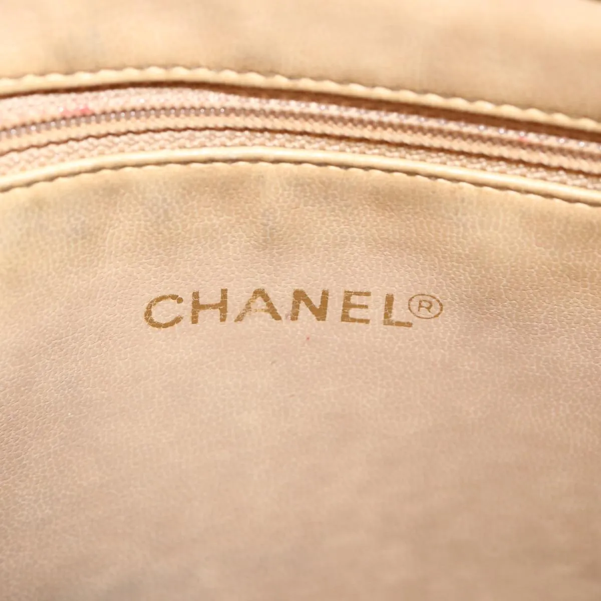 CHANEL Chain Tote Bag Leather Beige CC Auth 69975A