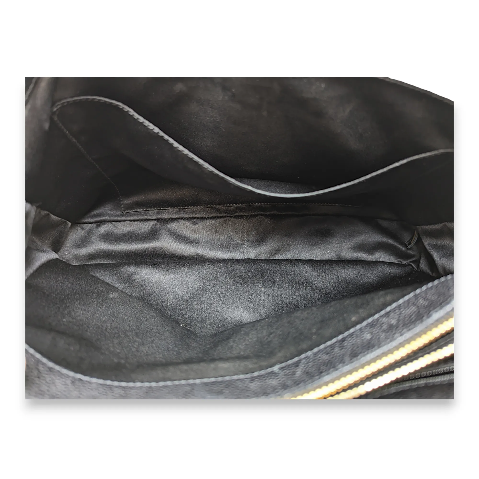 GST GM Black Tote Bag in Caviar Leather, Gold hardware