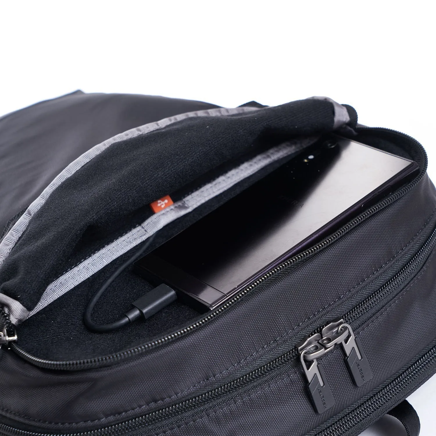 Hedgren Hookup Backpack 15.6 Inch