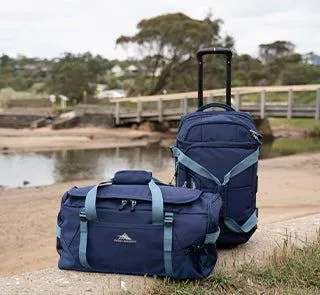 High Sierra - FAIRLEAD 55 cm Drop-Bottom WHEELED DUFFLE