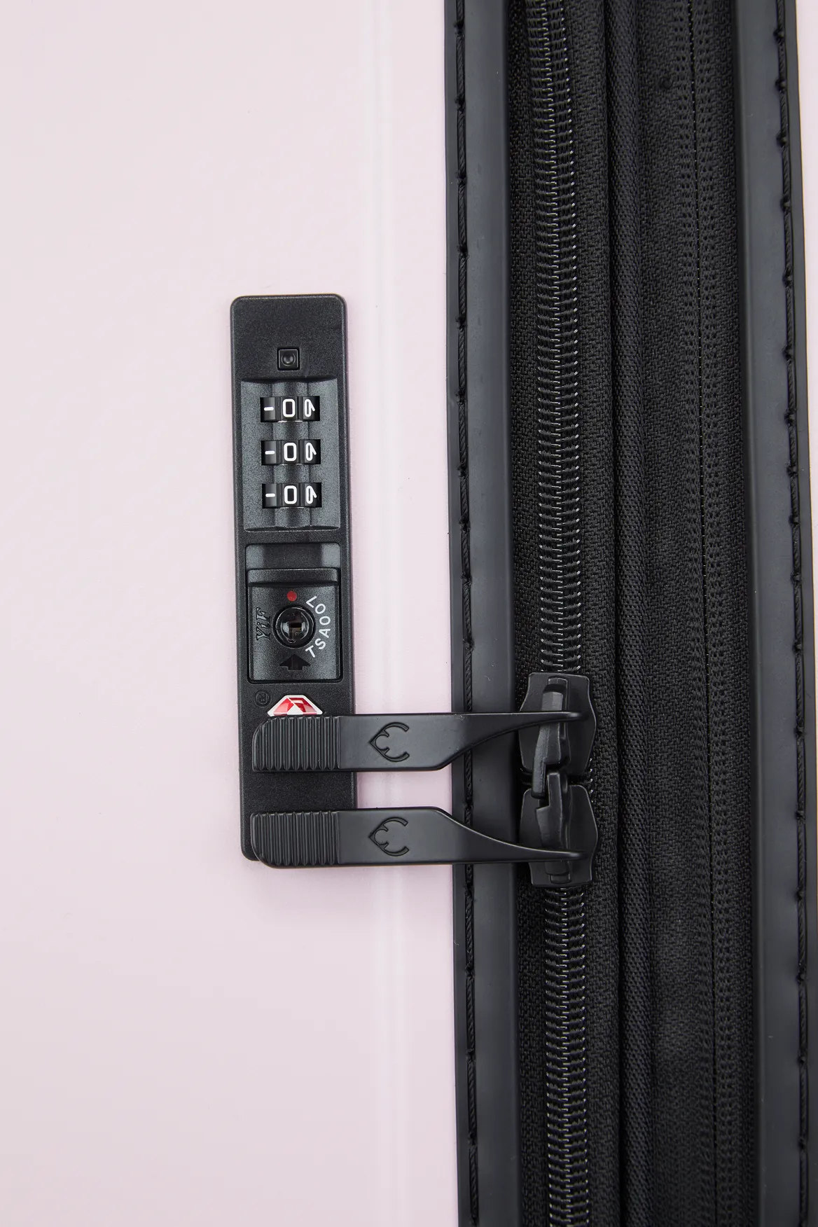 Icon Stripe 55cm Suitcase