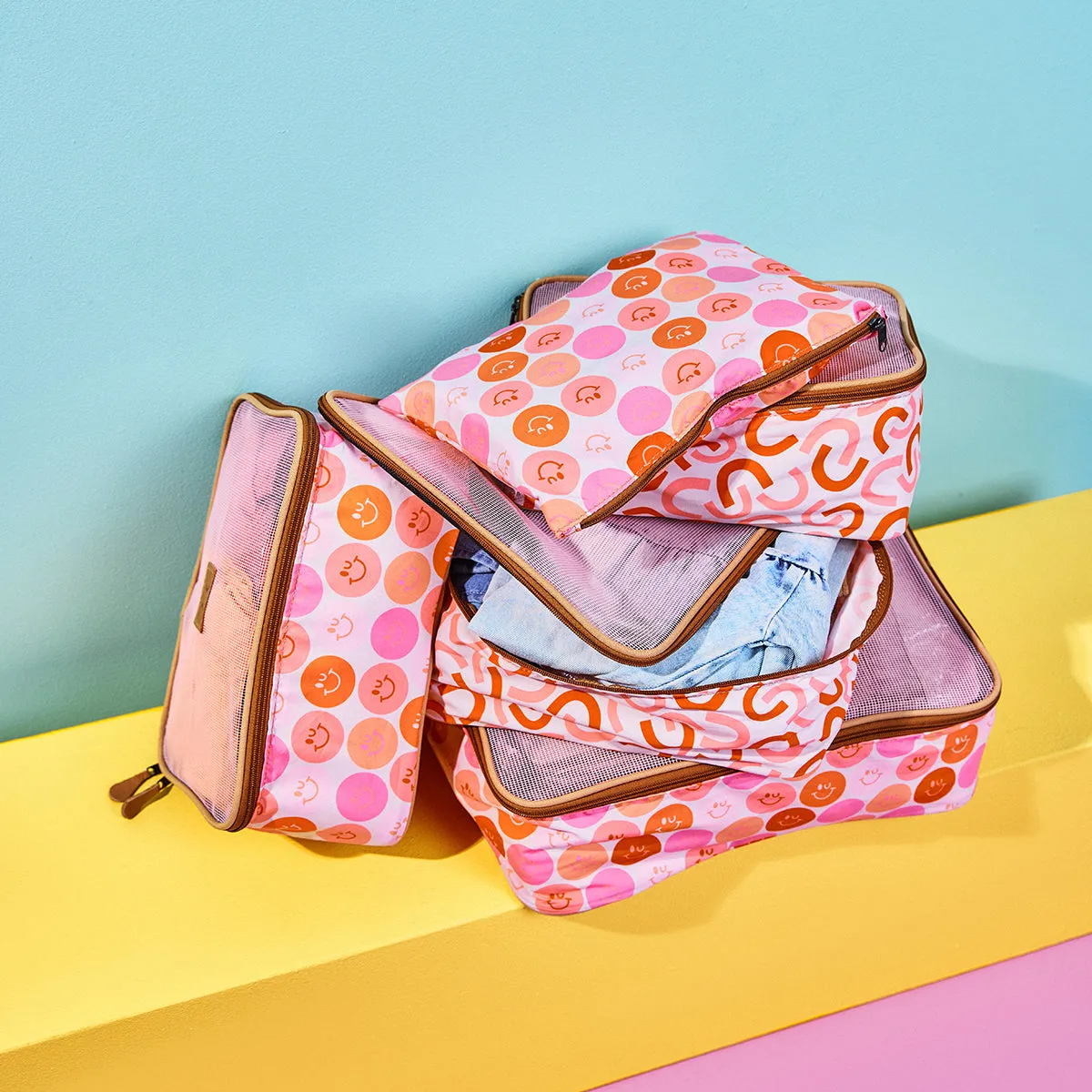 Kid's Travel Luggage Organizer Pods 6 piece set | Smiley Blush