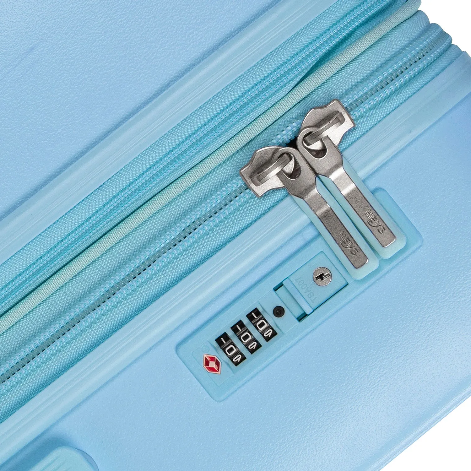 Pastel 21" Carry-on | Lightweight Luggage