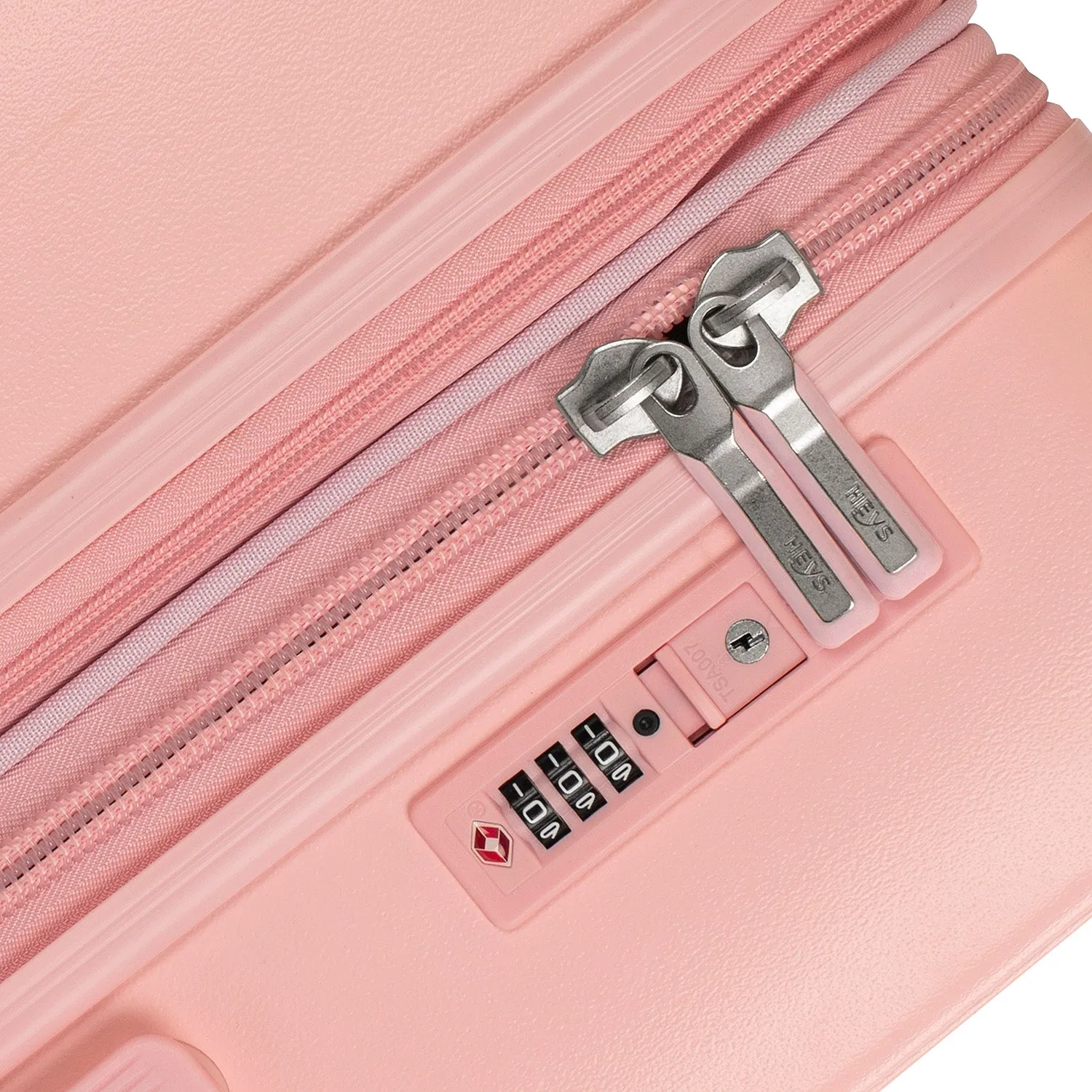 Pastel 21" Carry-on | Lightweight Luggage
