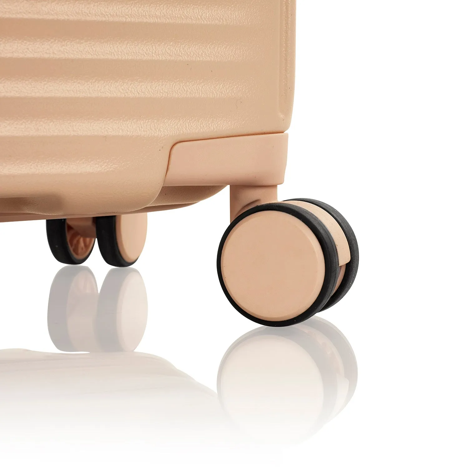 Pastel 21" Carry-on | Lightweight Luggage