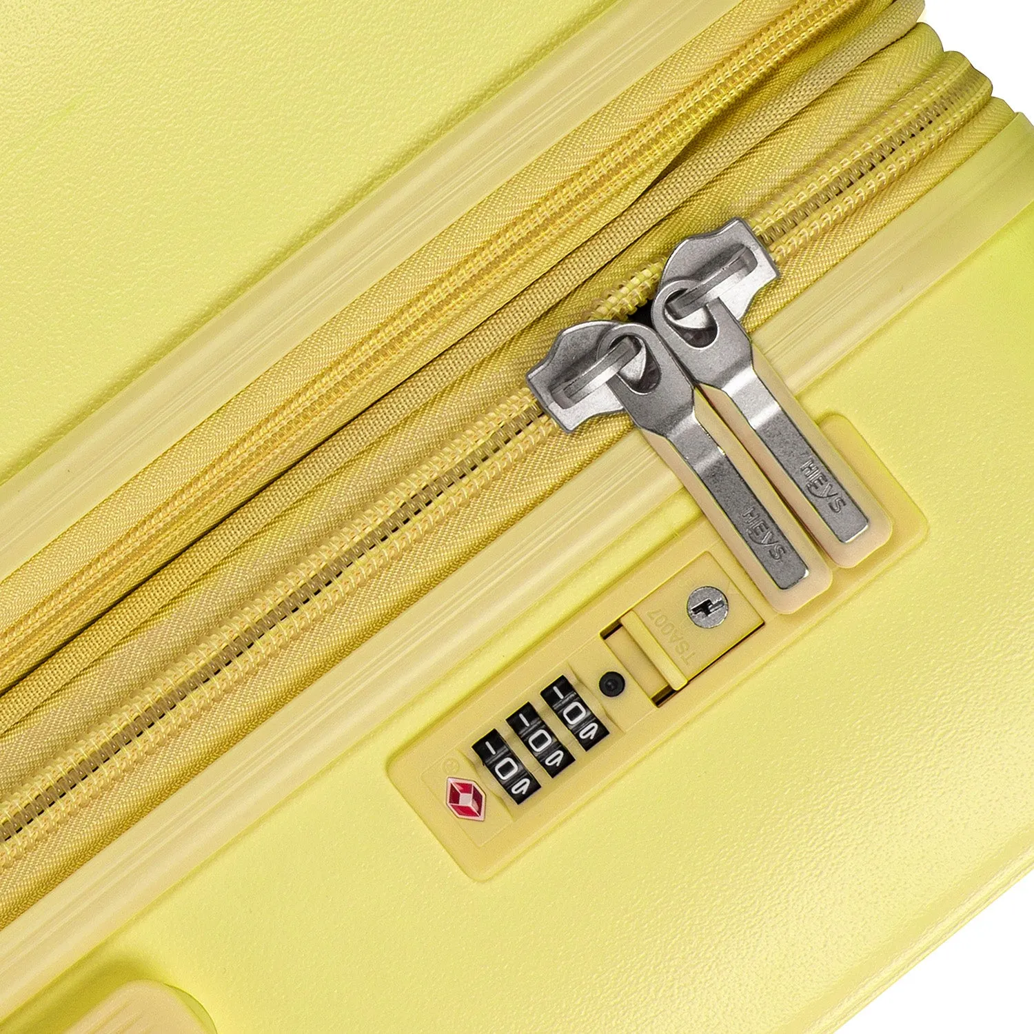 Pastel 21" Carry-on | Lightweight Luggage