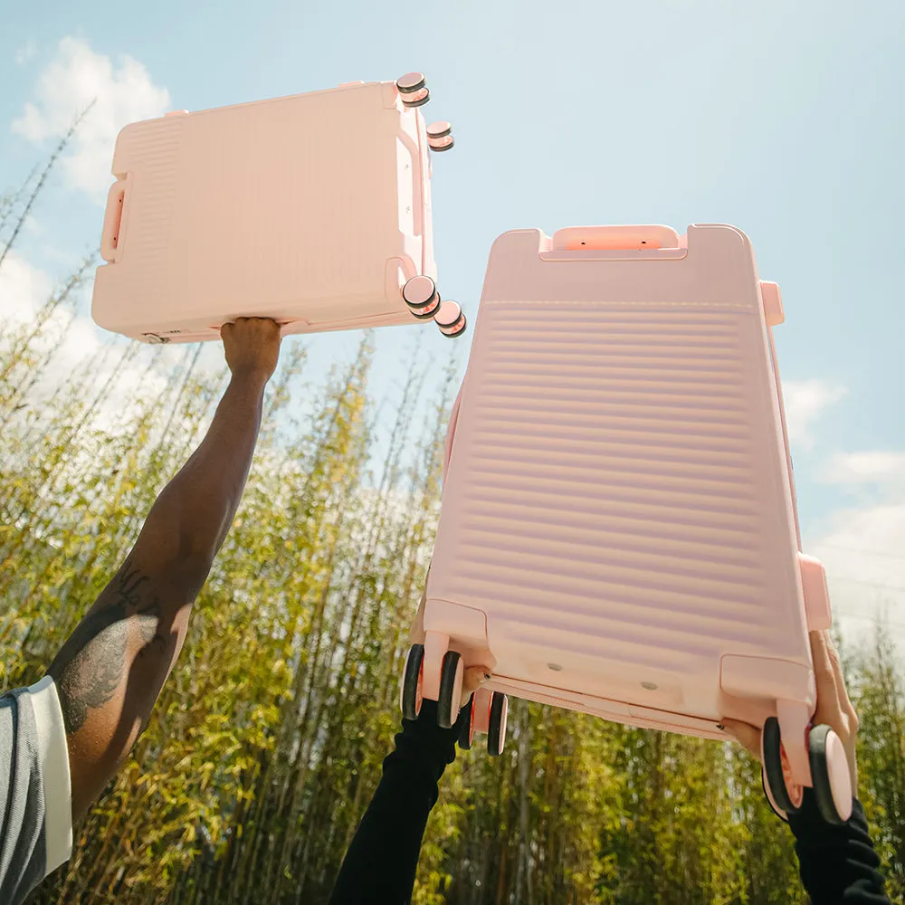 Pastel 21" Carry-on | Lightweight Luggage