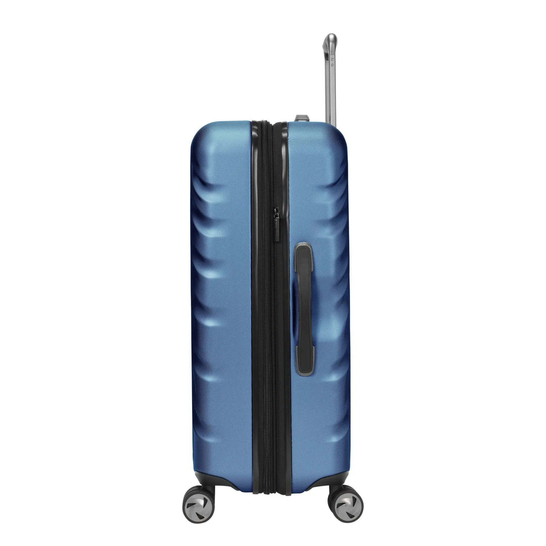 Ricardo Beverly Hills Mojave Medium Spinner Luggage