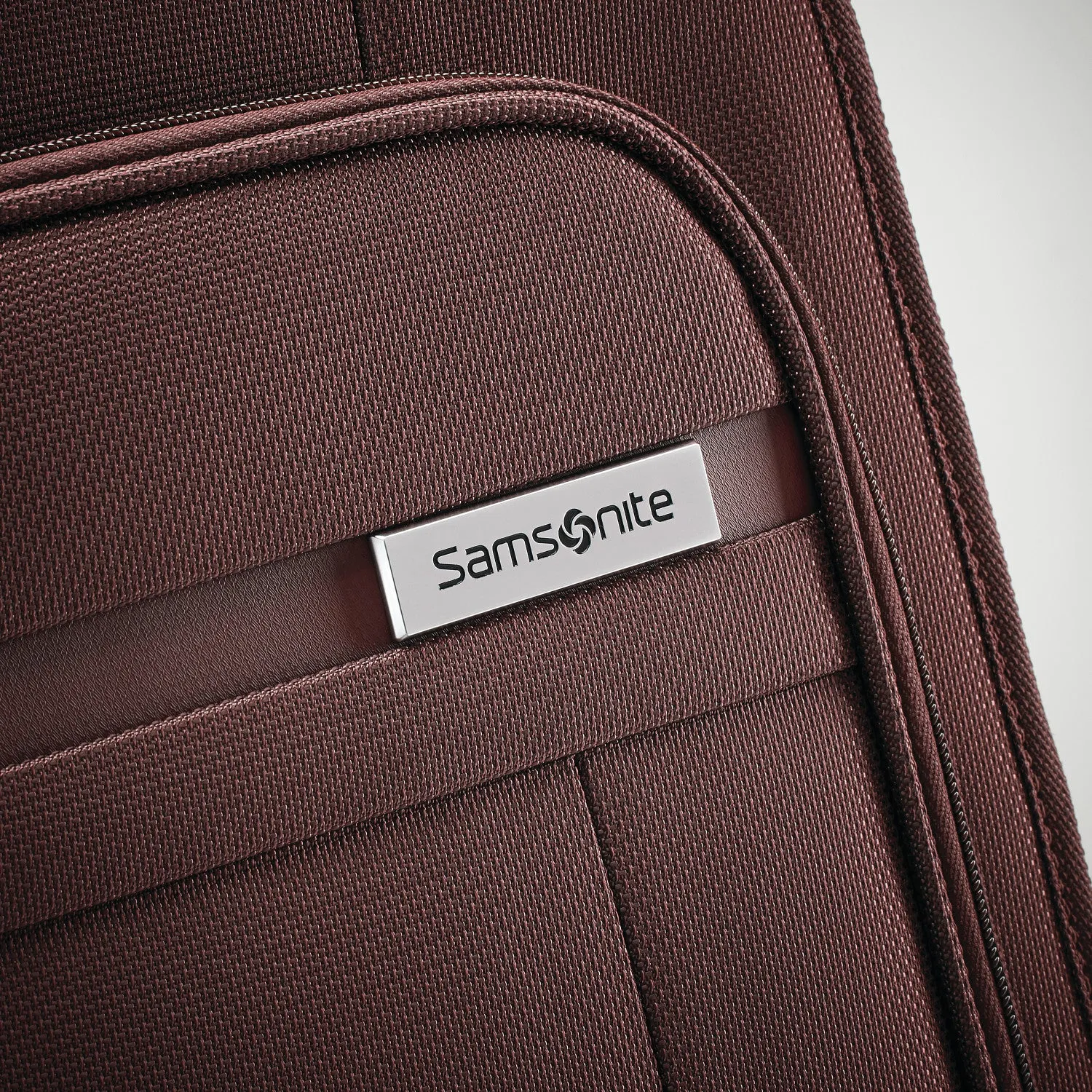 Samsonite Insignis Carry-On Expandable Spinner