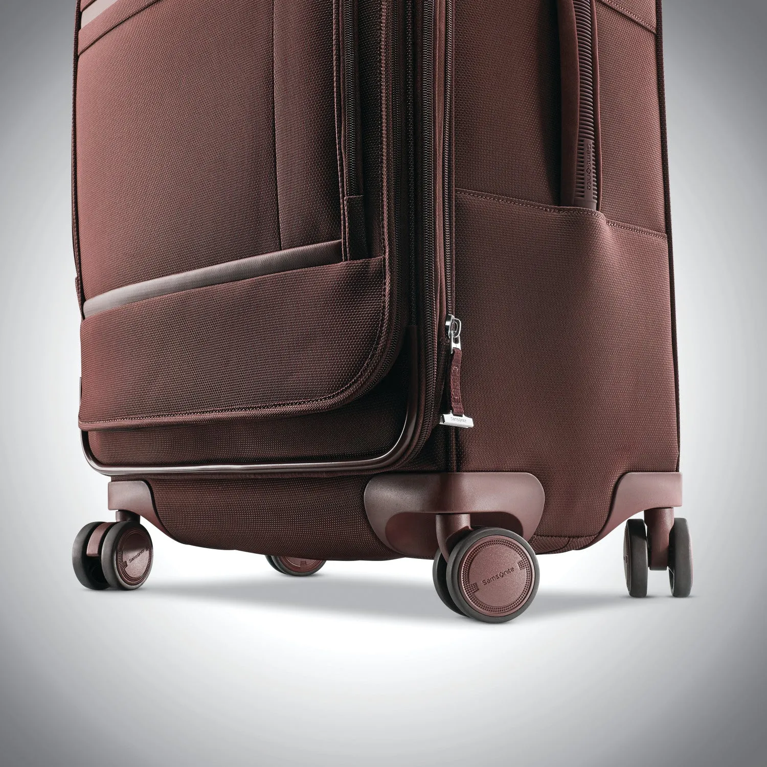 Samsonite Insignis Carry-On Expandable Spinner