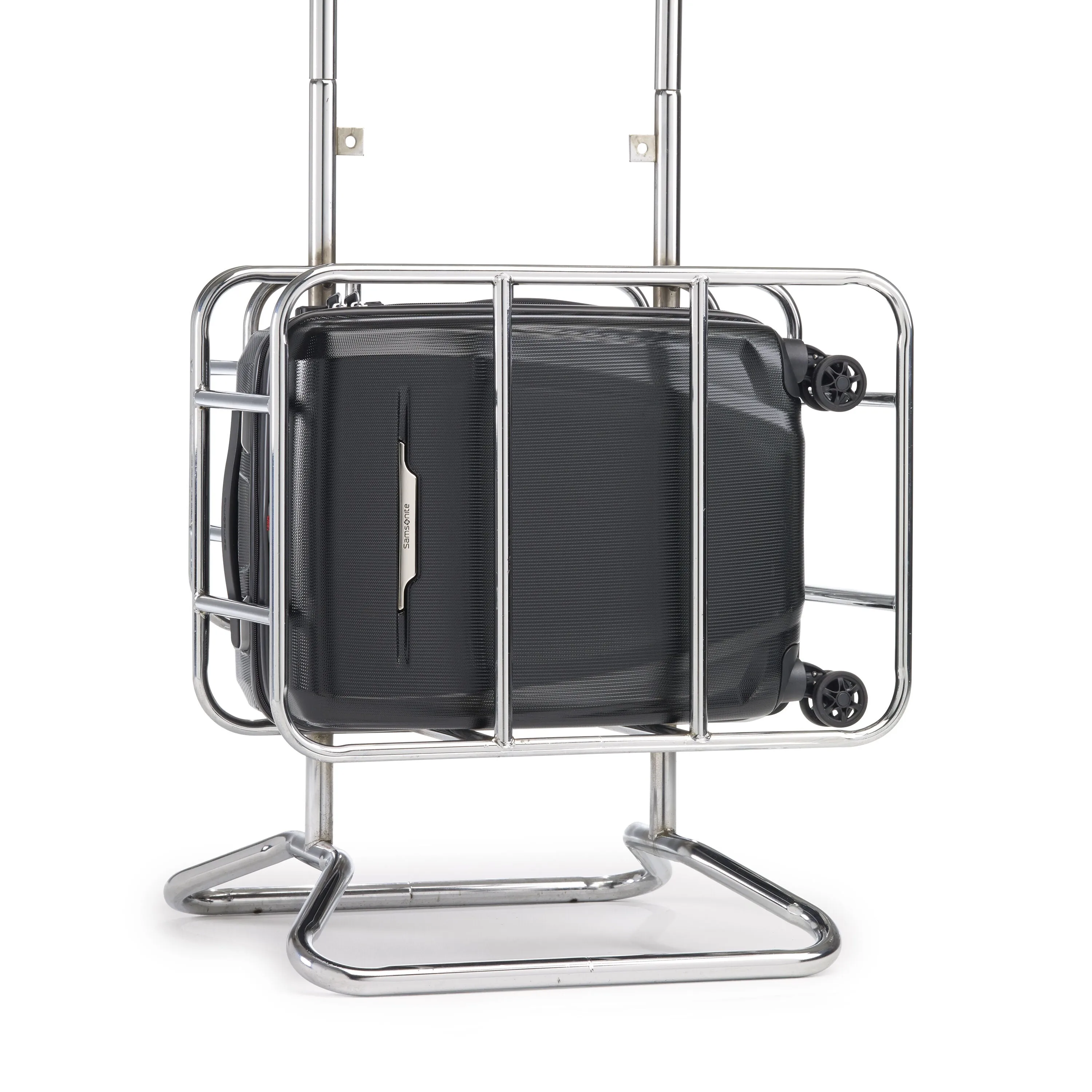 Samsonite Pursuit DLX Spinner Carry-On