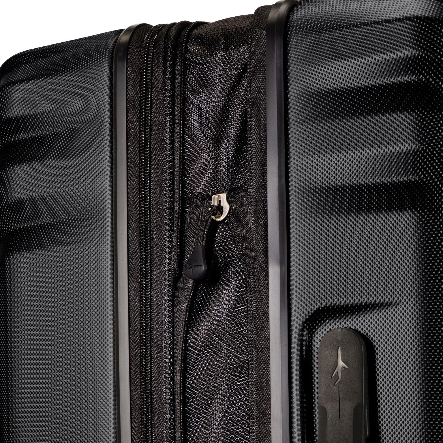 Skyway Nimbus 4.0 Large Expandable Spinner Luggage