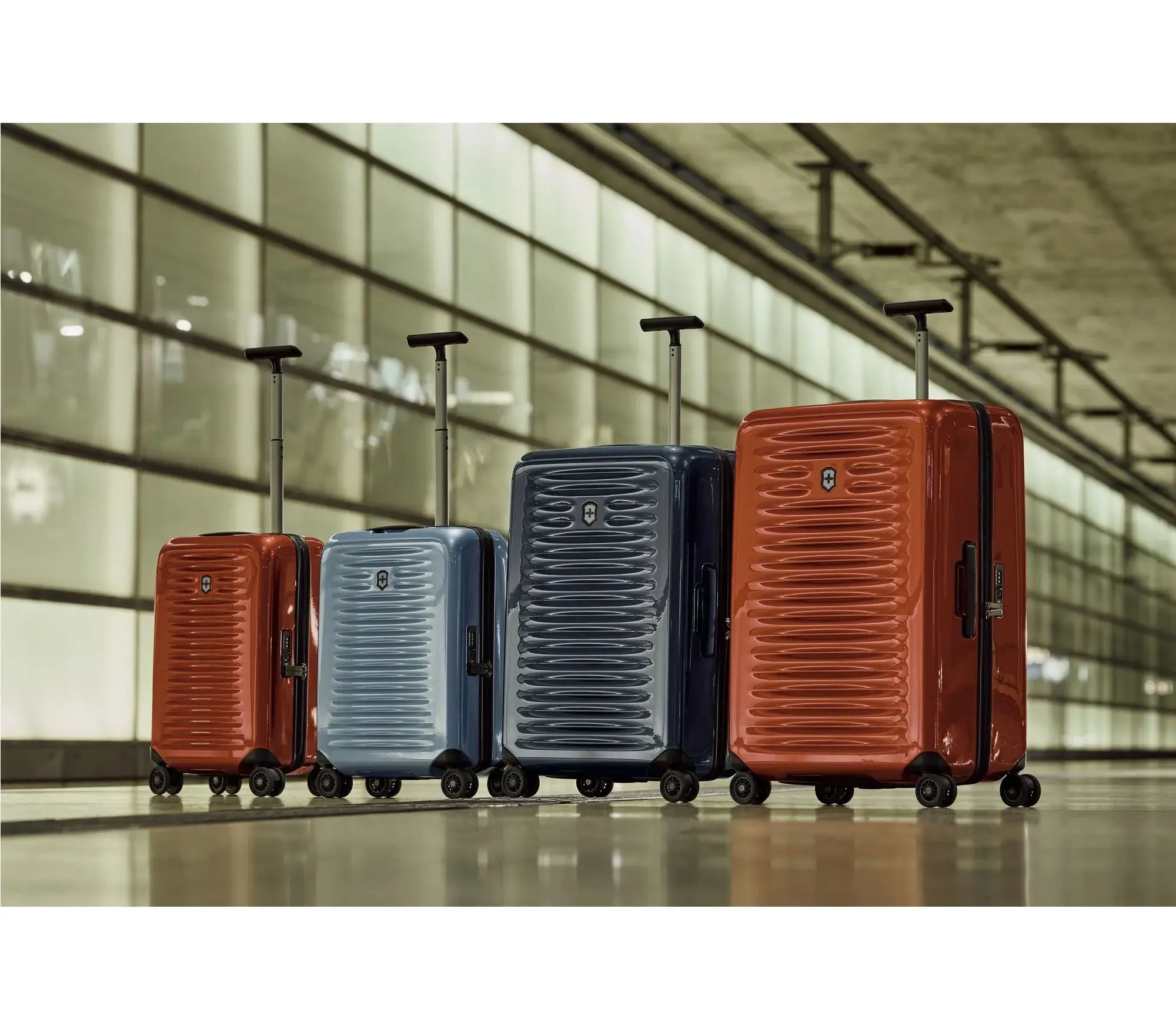 Victorinox Airox Large Hardside Case