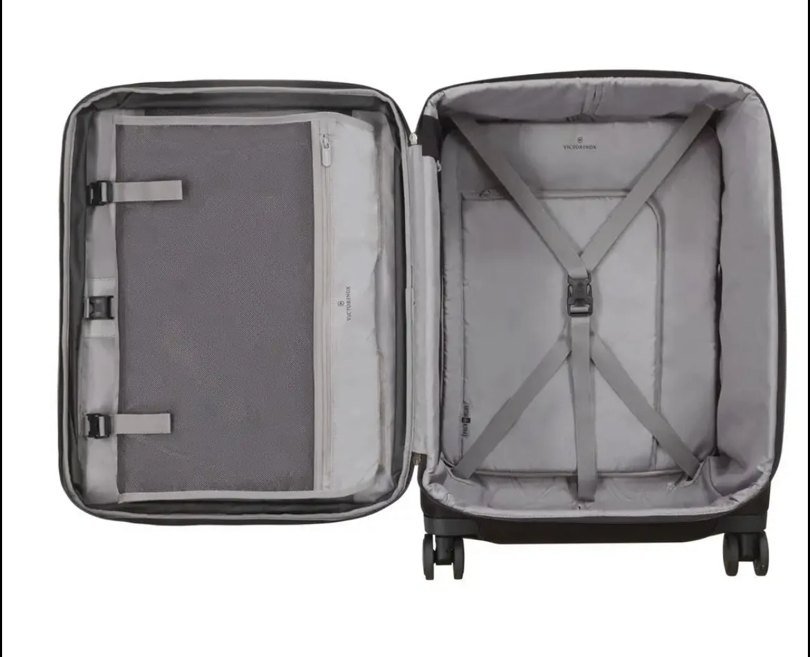 Victorinox Werks Traveler 6.0 Softside 25” Medium Checked Spinner
