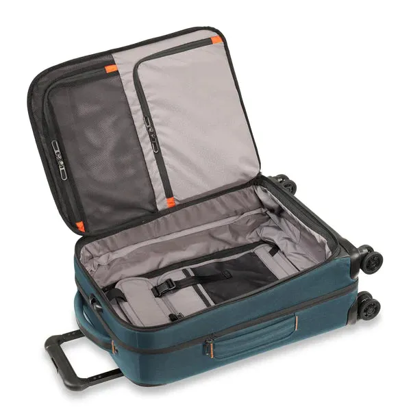 ZDX 22" Domestic Carry-On Expandable Spinner
