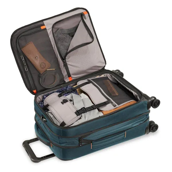 ZDX 22" Domestic Carry-On Expandable Spinner